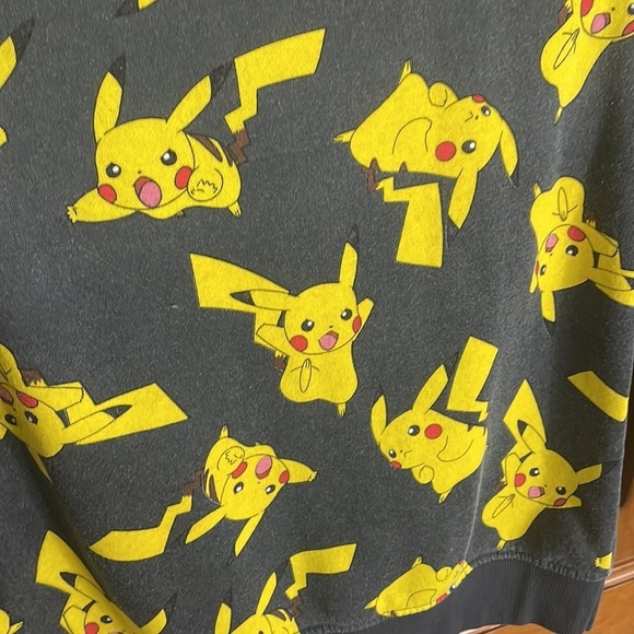 Pokémon AOP Crewneck Sweatshirt Womens Large Casual Anime Cute Pikachu gray - Picture 3 of 6